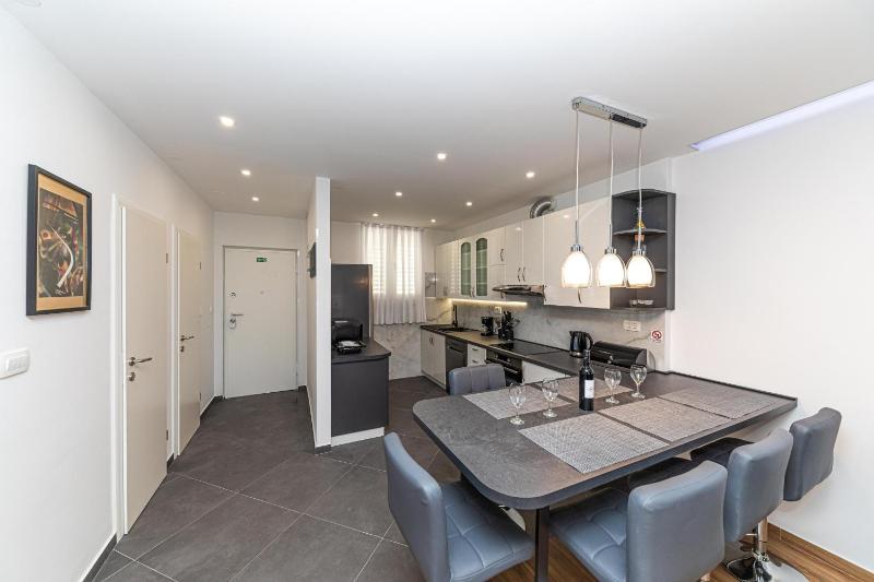 Apartments with WiFi Split - 25546 - image 15