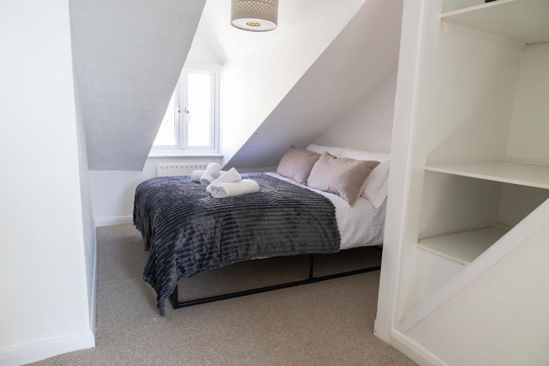 Sandgate Seaview - image 31