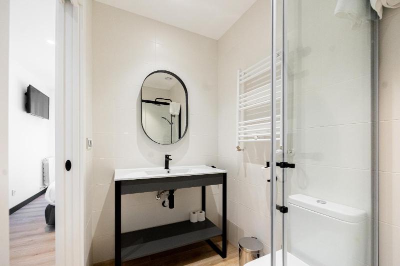 Donosti rooms - image 16