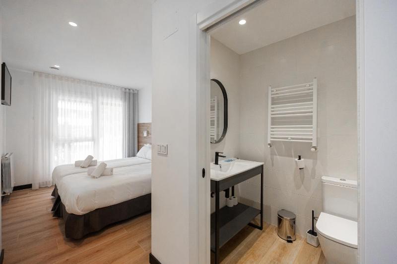 Donosti rooms - image 35