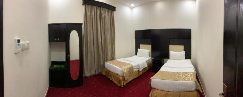 Quiet Rooms 2 Serviced Apartments - image 14