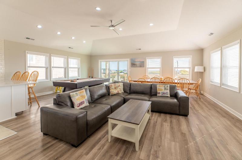 Vitamin Sea - NH MP 11 Ocean View Beach 45 Yds Pool Hot Tub Pets OK Flex Stays - image 5