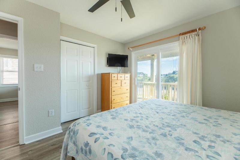 Vitamin Sea - NH MP 11 Ocean View Beach 45 Yds Pool Hot Tub Pets OK Flex Stays - image 11