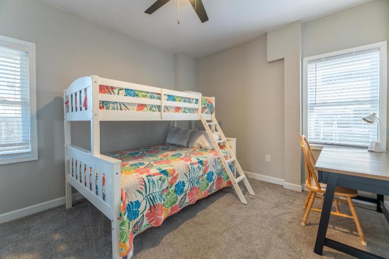 Vitamin Sea - NH MP 11 Ocean View Beach 45 Yds Pool Hot Tub Pets OK Flex Stays - image 27