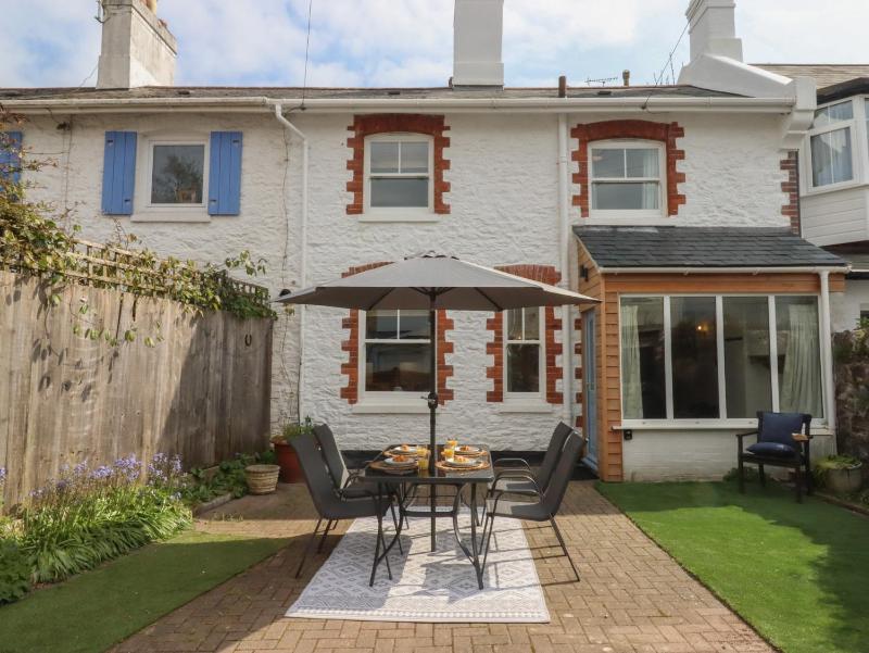 Hares Cottage - image 1