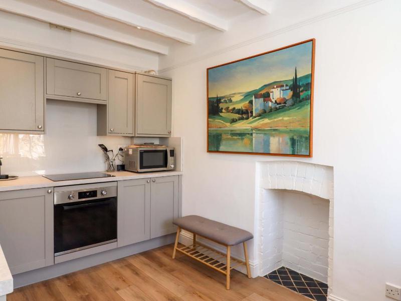 Kents Cottage - image 30