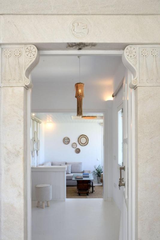 Executive Paros Villa 5 Bedrooms Villa Beachfront Supreme Beachfront Sea - image 6