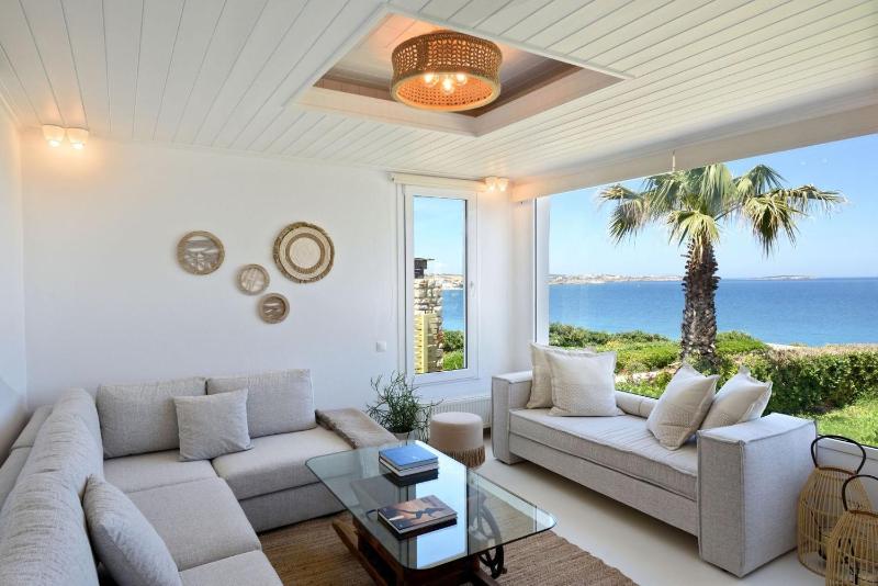 Executive Paros Villa 5 Bedrooms Villa Beachfront Supreme Beachfront Sea - image 27