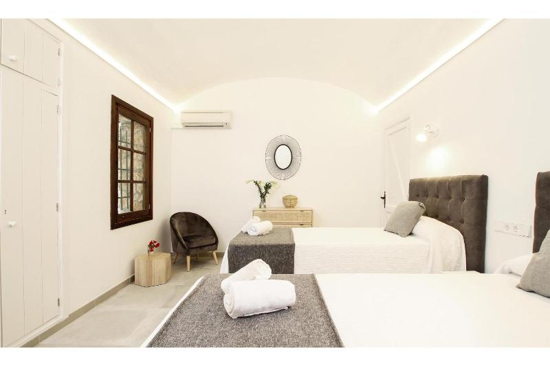 Distinguished Pollensa Villa 4 Bedrooms Villa Segu Cini - image 21