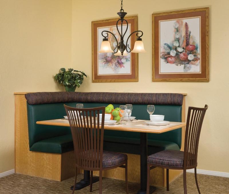 Wyndham CW Sedona Resort 2BR 2BA King Balcony - image 20