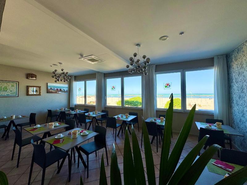 Hotel VistaMare Viserba - image 36