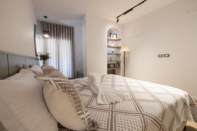 Flutura's Suite - image 8