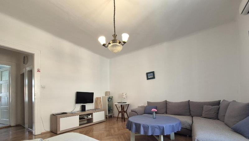 Split center apartment Alenka - image 11