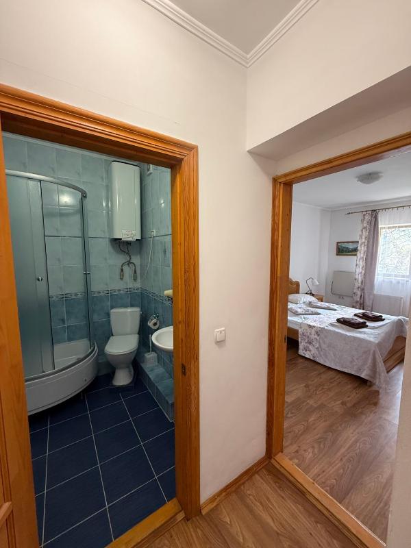 Guest House Danver - image 13