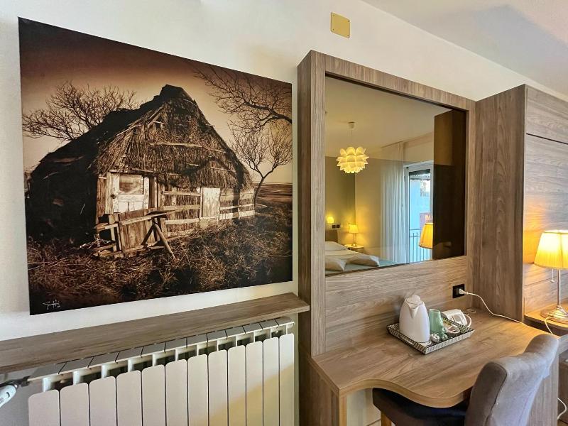 Hotel Regina - image 36