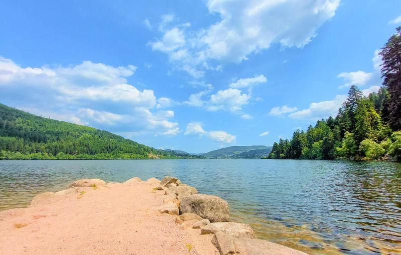1 Bedroom Awesome Apartment In Gerardmer - image 2