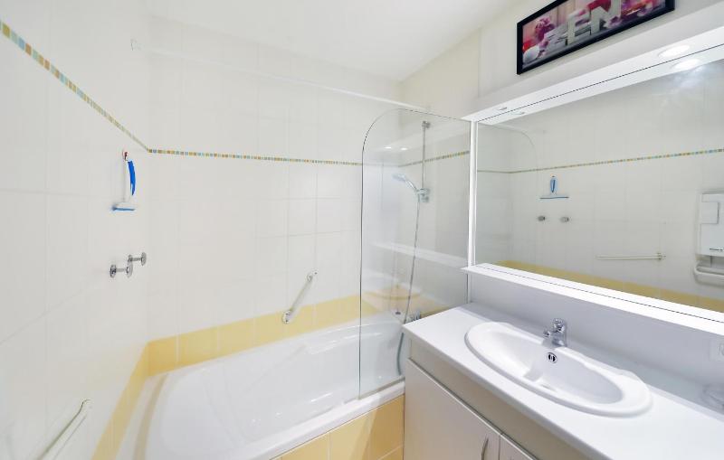 1 Bedroom Awesome Apartment In Gerardmer - image 3