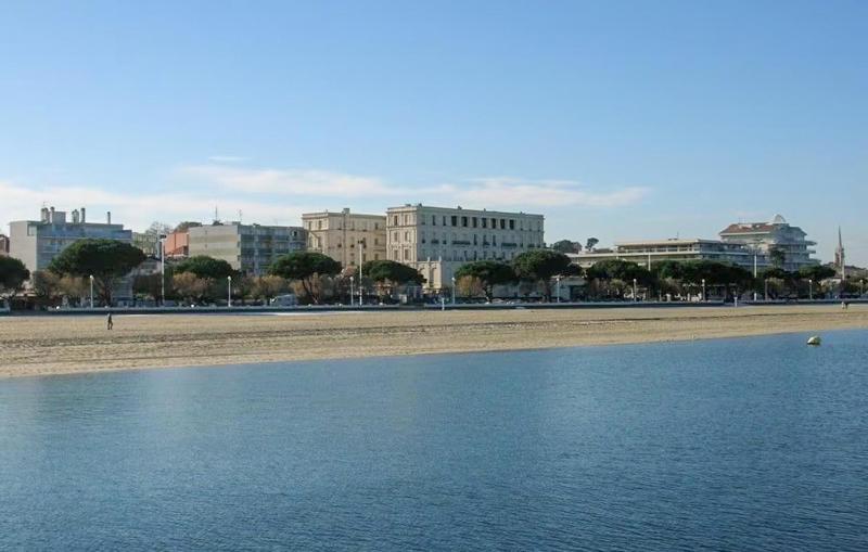 1 Bedroom Beautiful Apartment In Arcachon - image 10