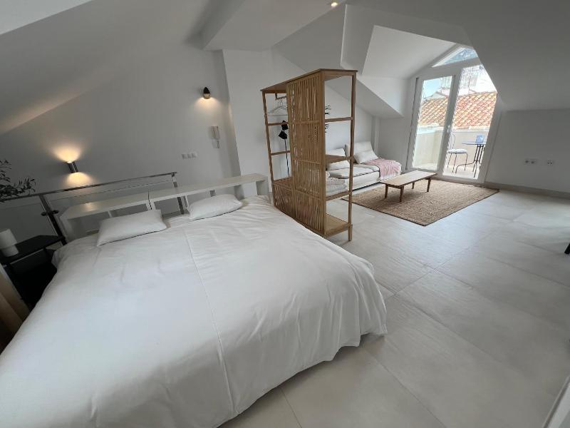 Studio Apartments in the vibrant heart of Benalmádena Pueblo - image 33