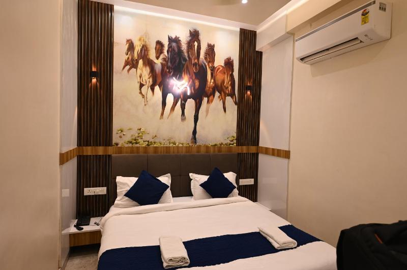 The Raghav Vilas Luxury Stay near Kashi Vishwanath Temple - image 7