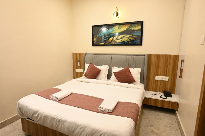 The Raghav Vilas Luxury Stay near Kashi Vishwanath Temple - image 12