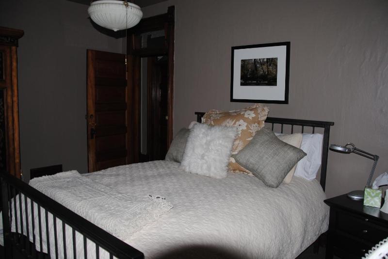 Off Broadway B & B - image 26