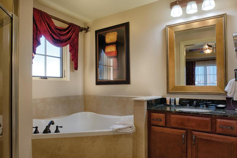 Wyndham La Cascada 1BR Apartment - image 16