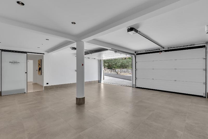 Villa Reina - image 33
