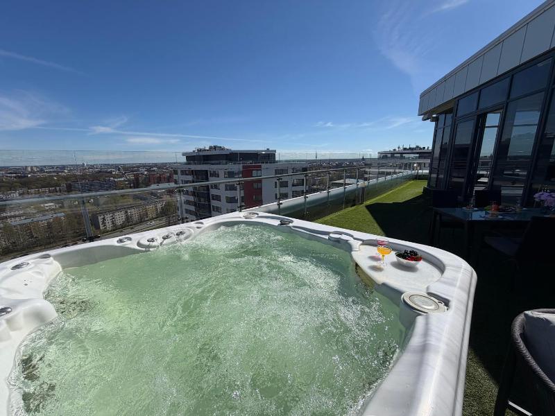 Exclusive Penthouse And SPA - image 3
