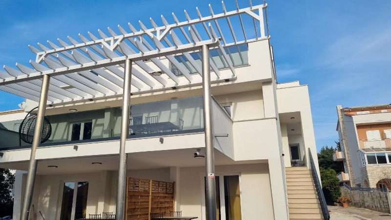 Villa Bozo with a pool - Novalja - image 3