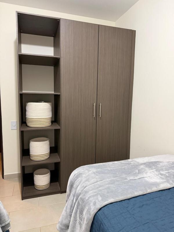 Apartamento elegante con Jacuzzi privado y terraza Torre Indigo Masferrer - image 11