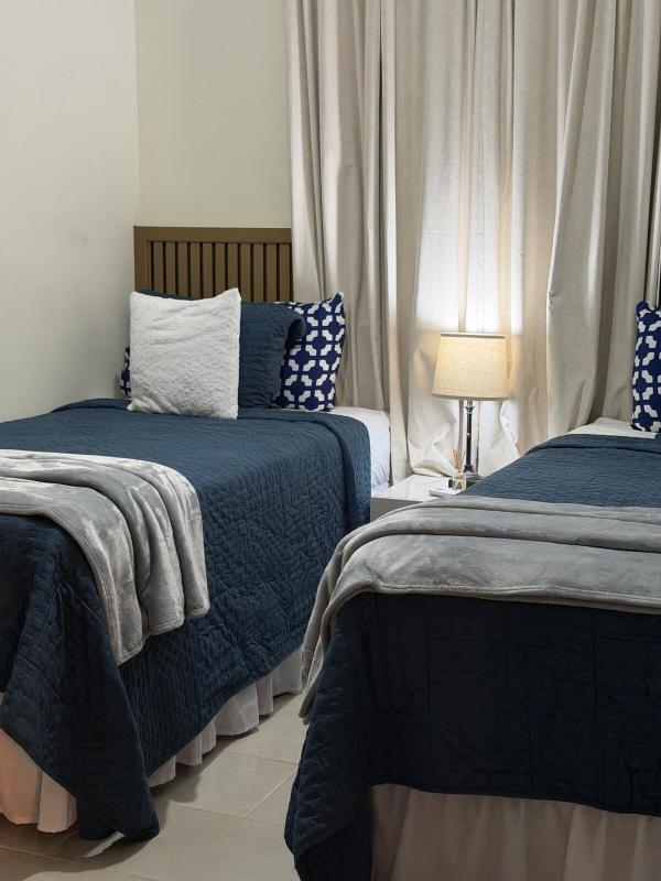 Apartamento elegante con Jacuzzi privado y terraza Torre Indigo Masferrer - image 2