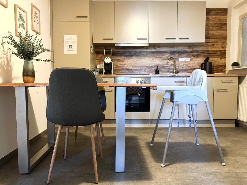 Altstadt View Suite - 2BR at Jakominiplatz & Free Parking by HERO HOMES Graz - image 31