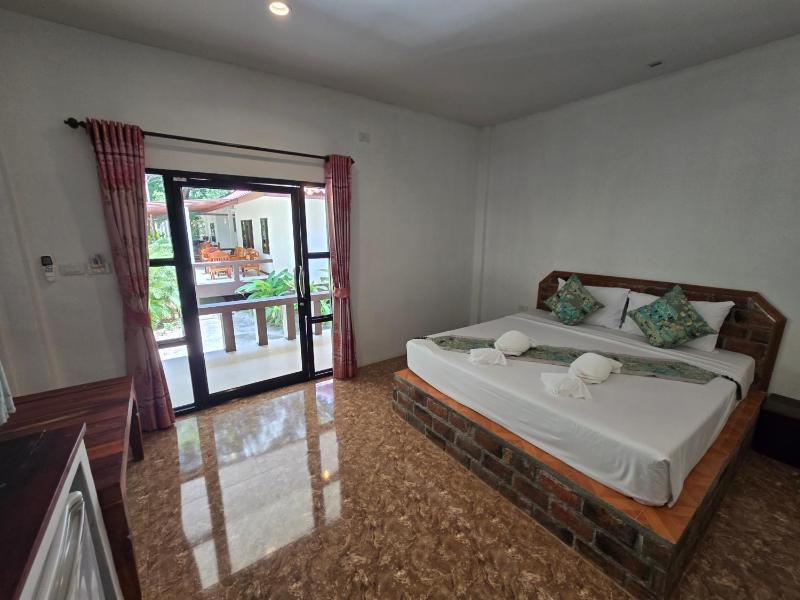 The Last Paradise - image 19