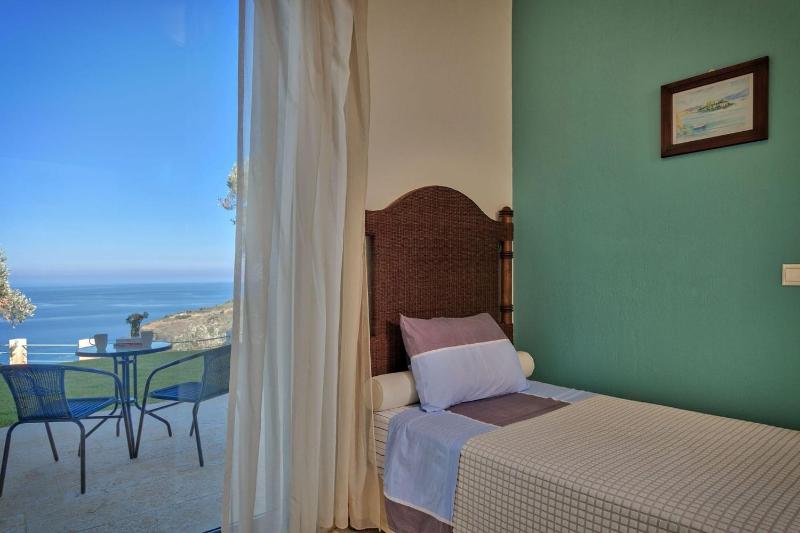 Villa Kalyvia Beta Kalyvia Skiathos Private Infinity Pool & Sea Views - image 16
