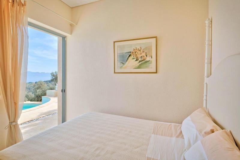 Villa Kalyvia Beta Kalyvia Skiathos Private Infinity Pool & Sea Views - image 33