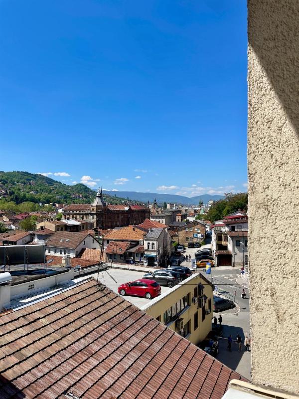 Apartment Ten - 2BR Apartment in Baščaršija - Prime Old Town Location Walk Everywhere - image 14