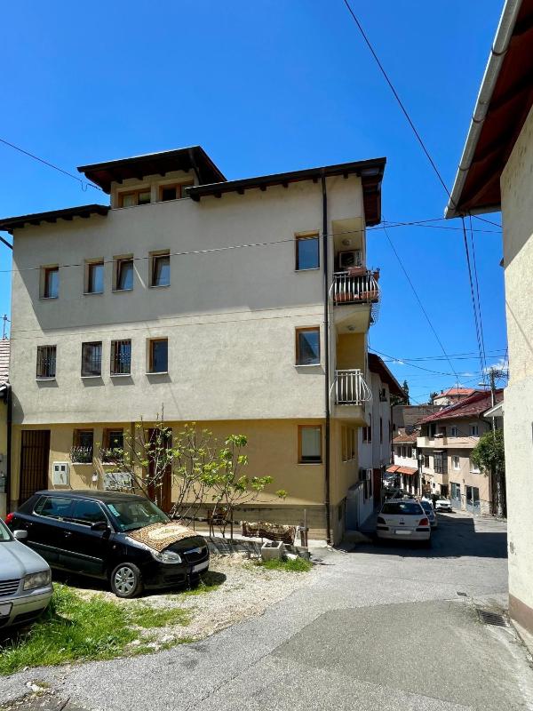 Apartment Ten - 2BR Apartment in Baščaršija - Prime Old Town Location Walk Everywhere - image 13