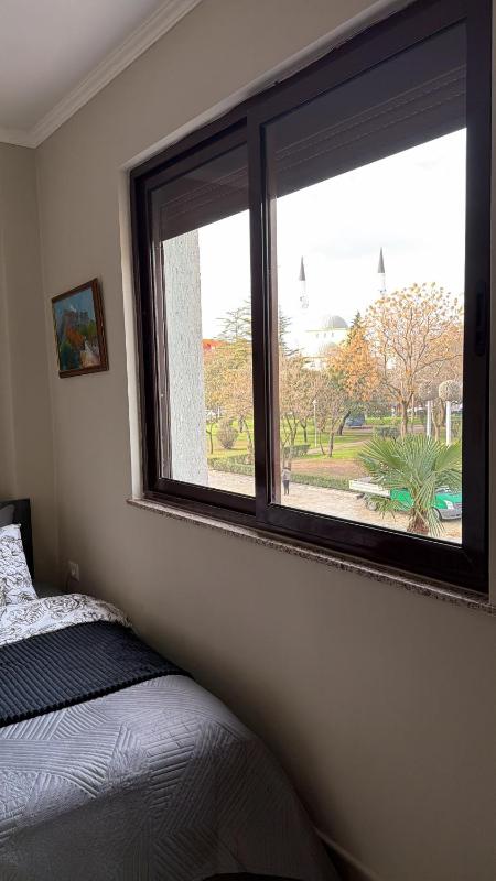 Shkodra City Center Apartment - image 6