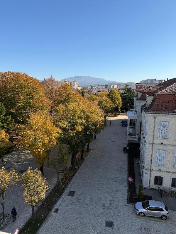 Shkodra City Center Apartment - image 14