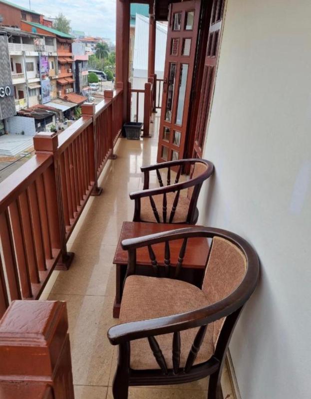khampiane hotel - image 8