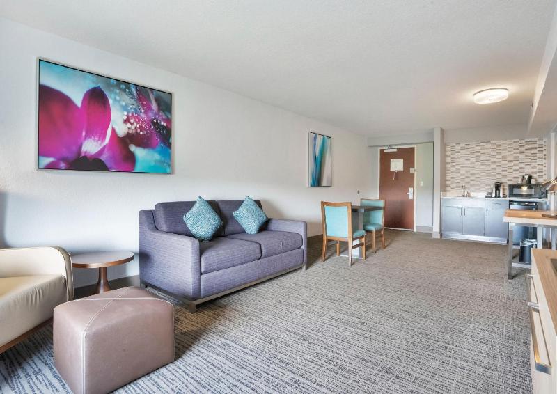 Hilton Garden Inn Jacksonville Airport - image 14