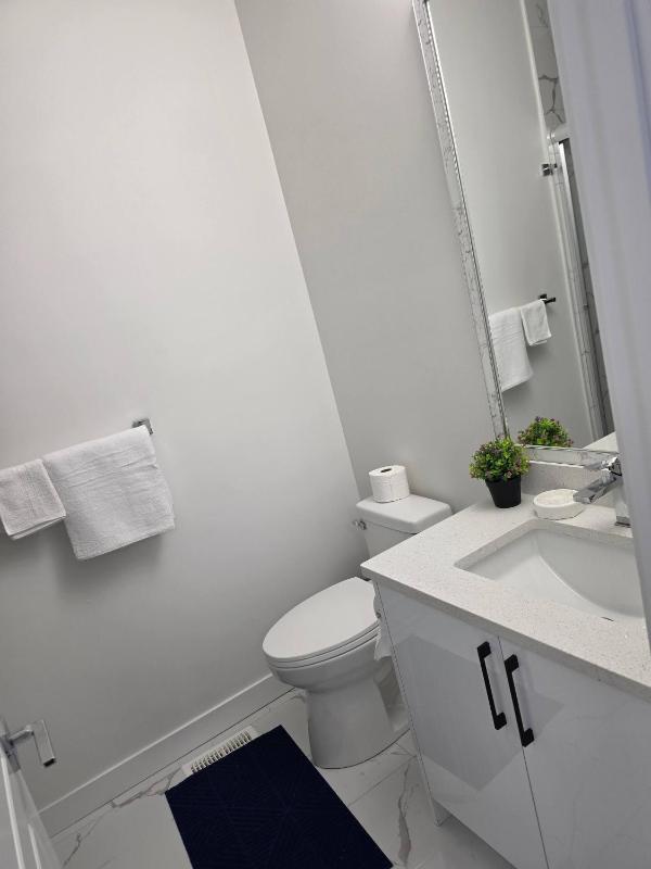 The Blessed Family Home-2Bed rooms 2washrooms - image 5