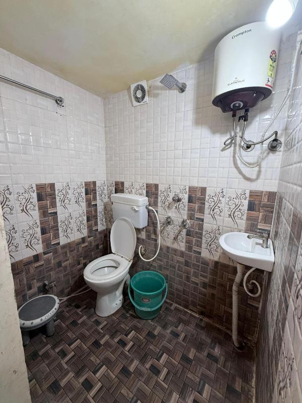 hotel gajanand inn - image 2