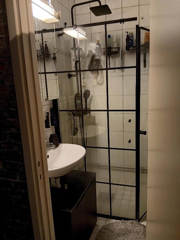 Room in apartment within walking distance to Avenyn etc - image 9