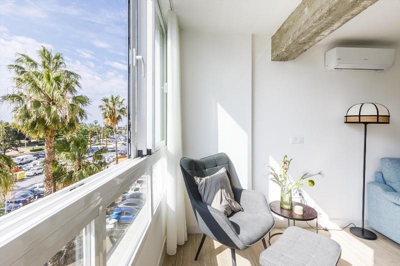 A&N Beachfront Sea View Apartment with Terraces - image 10