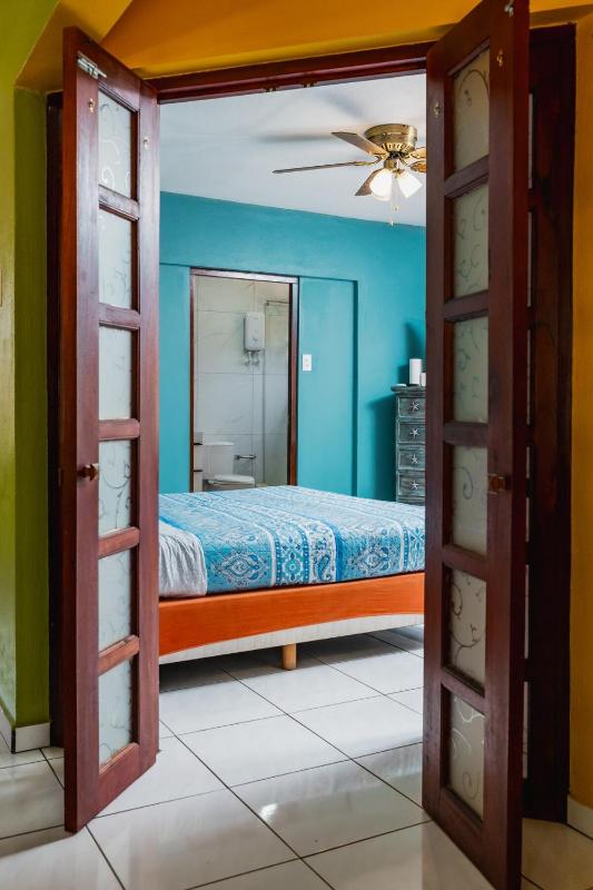 3Bed-PrivatePool NearHotelBeach - image 15