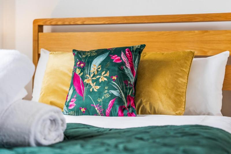 Cosy 1-BDR Apartment Birmingham City Centre - Mailbox - Fast Wi-Fi - image 27