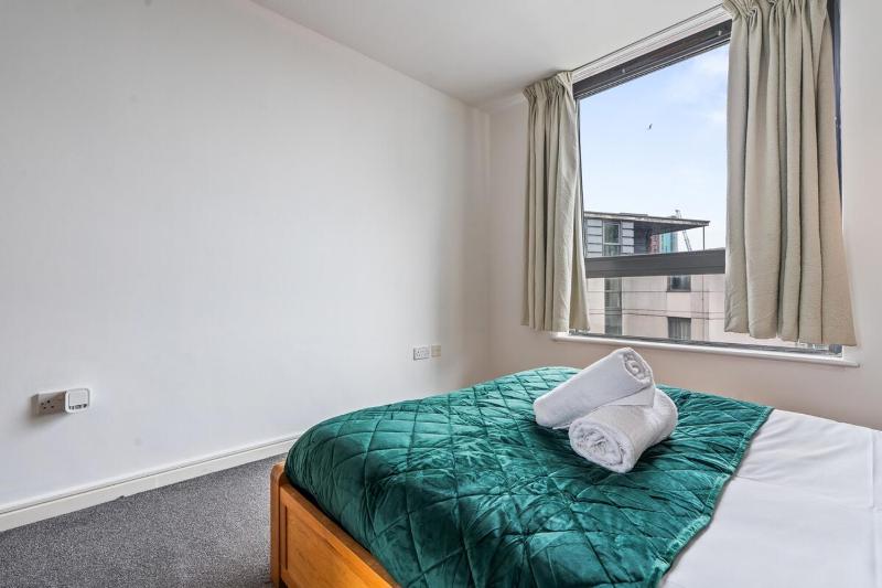 Cosy 1-BDR Apartment Birmingham City Centre - Mailbox - Fast Wi-Fi - image 19