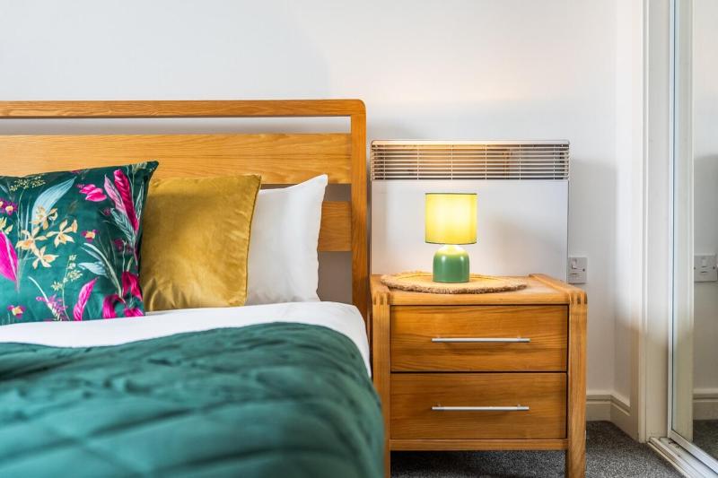 Cosy 1-BDR Apartment Birmingham City Centre - Mailbox - Fast Wi-Fi - image 14